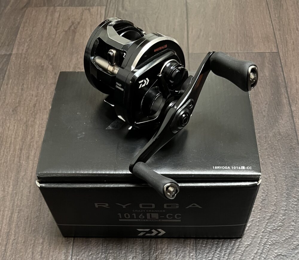 特価格安 ダイワ（Ｄａｉｗａ） リール １８ＲＹＯＧＡ (リョウガ