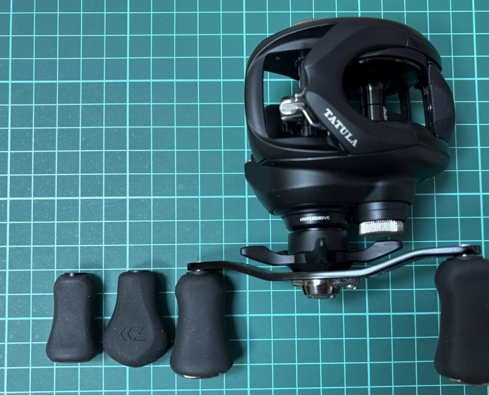 25タトゥーラTW200のハンドルグリップ