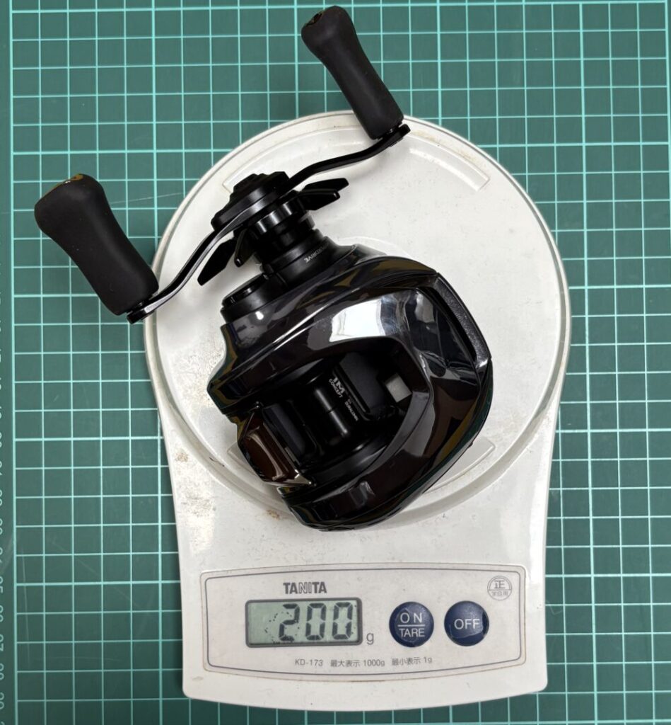 25IM Z TW 100-Cの重量